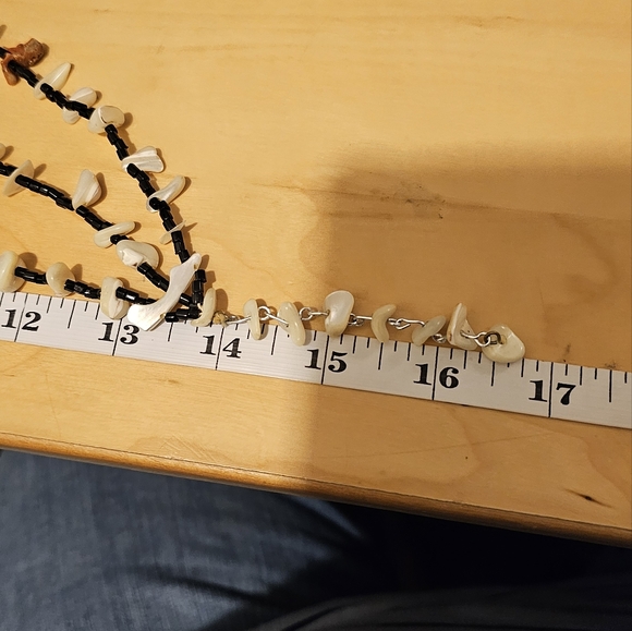 Vintage JAPAN 3 strand shell and coral necklace - Picture 7 of 7